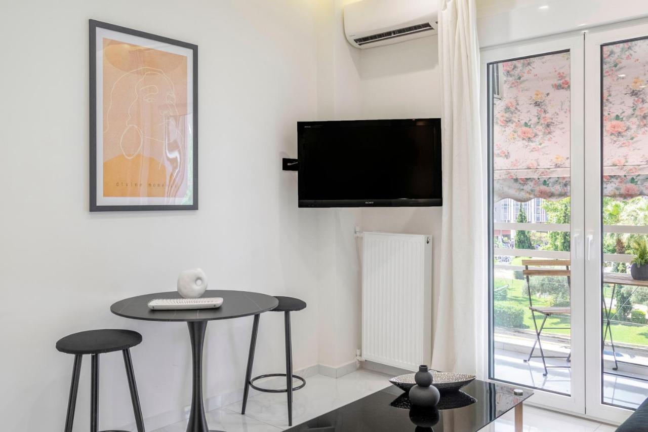 Central 2Br Apartment In The Heart Of Atény Exteriér fotografie